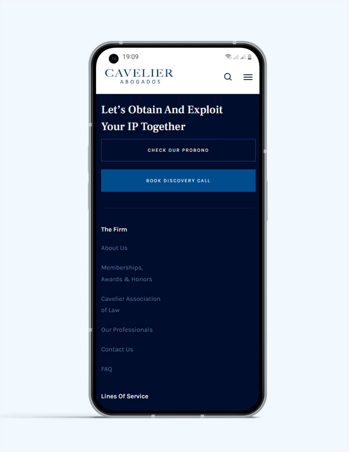 Cavelier Abogados website footer section on mobile